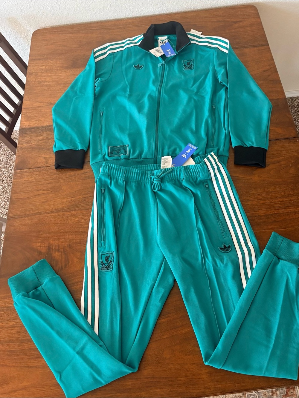 Adidas Originals Terrace Icons Liverpool FC Sea Green Tracksuit Jacket/Pants NWT - Picture 16 of 16